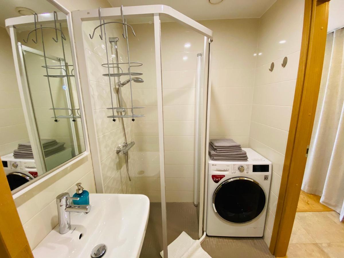 Cozy Home Apartment - Tallinn City Center ภายนอก รูปภาพ